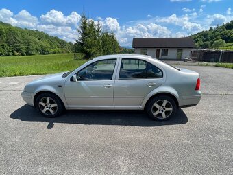 Volkswagen Bora 1.9 TDi - 4