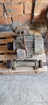 Elektro motor 3 fázovy 380 V - 4