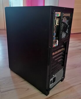 Ryzen 3 1200\32GB RAM\Quadro P2000-5GB\128GB SSD+500GB HD - 4