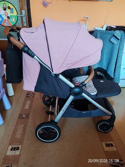 Petite&Mars Royal športový kočík - 4