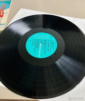 LP Elvis Presley - Elvis’ Christmas Album - 4