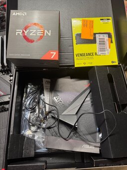 Asus Rog Strix B550-F Gaming  wi-fi ii+Ryzen7 5700x+Ddr4 16g - 4