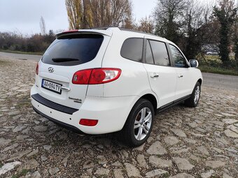 Hyundai Santa Fe 2.2 - 4