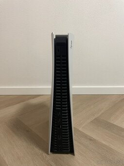 Predávam PS5 (FAT)700GB + 2 TB disk + 1 ovládač. - 4