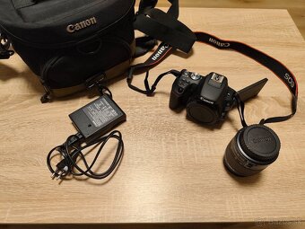 Canon EOS 200D - 4