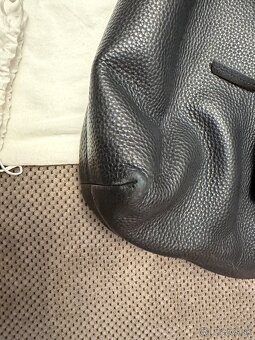 Kožená Prada kabelka 100% originál - 4