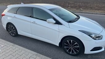 Hyundai i40 CW 1.7 CRDi A/T - 4