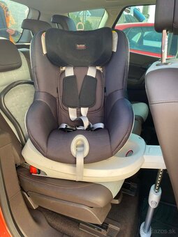 Britax Romer Dualfix - 4