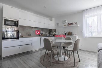 F032-113PEFU - LEN U NÁS krásny trojizbový byt so záhrad - 4