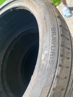 245/35 R19 Y XL Bravuris 5 - 4