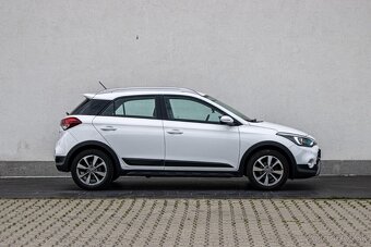 Hyundai i20 Active 1.4i 16V Classic - 4