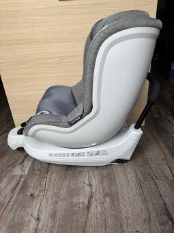 Autosedacka Petite&Mars Reversal II Air - 4
