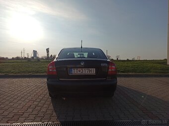 Škoda Octavia 1,6 benzín 2012 - 4