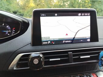 Peugeot 5008 r.v 8.2019 km 137 000 - 4
