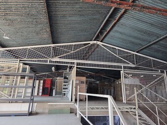 RealityKolesár prenajíma sklad393m2kanc130m2 Textilná Jazero - 4