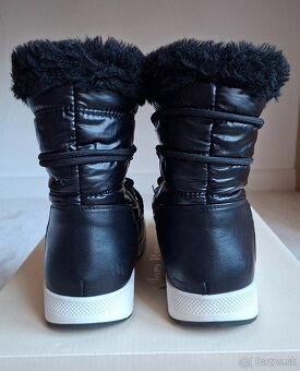 Dievčenské snehule - 4