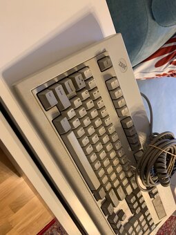 Retro klavesnica IBM Model M - 4