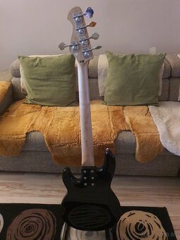 Basgitara 5-strunova - 4