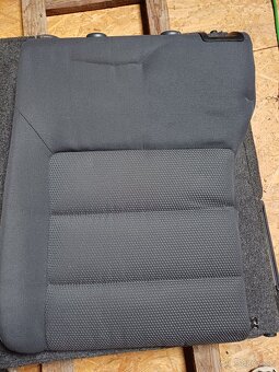 Sedadlá Škoda Octavia 2 - 4