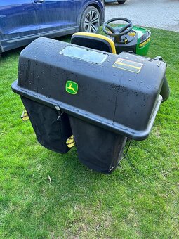 Traktorova Kosačka John deere d125 - 4
