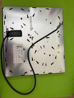 Sklokeramická varná doska Electrolux - 4