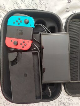 Nintendo OLED switch - 4