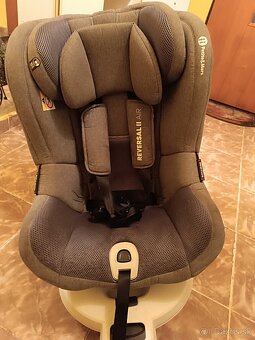 Otočná autosedačka 360° - 4