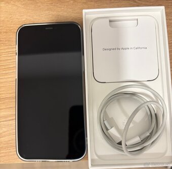 iPhone 12 Blue - 4