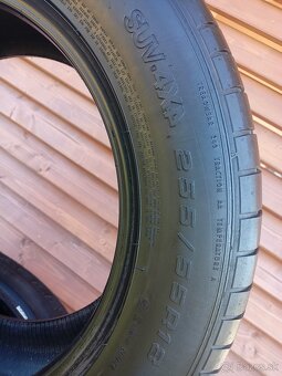 GOODYEAR EAGLE F1 SUV.4X4 255/55/R18 . - 4