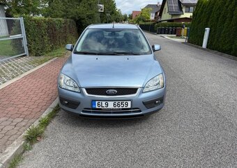 Ford Focus 1,6i Nová STK Tažné klima benzín manuál 74 kw - 4