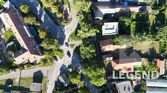 RD Nesvady, pekný pozemok 862 m2, pri stanici - TOP lokalita - 4