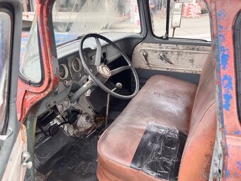 1959 GMC 100 bigwindow utility truck - 4