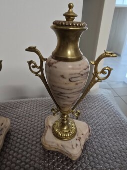 Mramorove hodiny a vázy - 4