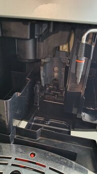 Kávovar DeLonghi ESAM 6400 - 4