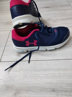 Botasky Under Armour veľkosť 35 - 4