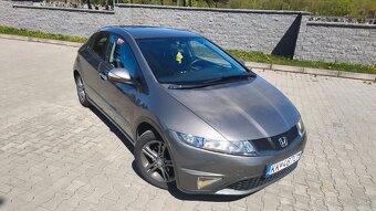 Honda Civic  8g 1.4 73kw - 4