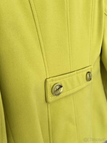 zelený kabát - 4