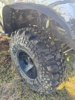 Silverstone 35x11.5 R15 - 4