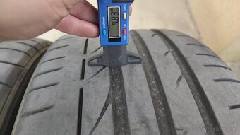 Letné Bridgestone Potenza 255/45/18 99V 95Y - 4