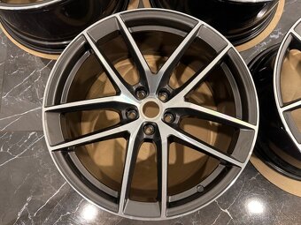 original alu Porsche Macan r20 95B Facelift - 4