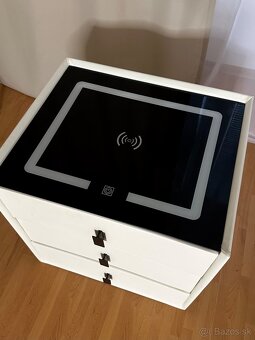 Smart nočný stolík s bezdrôtovým nabíjaním - 4