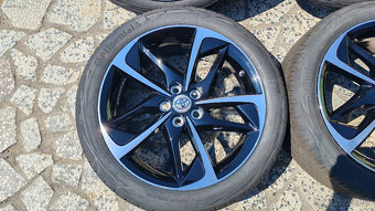 5x100 R17 --- TOYOTA YARIS - 4