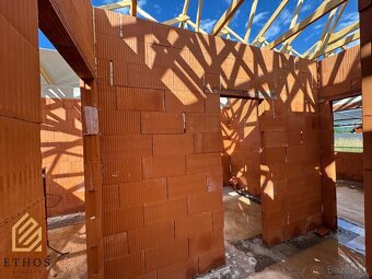 🏡 Na predaj – Novostavby rodinných domov, Mojš ( - 4