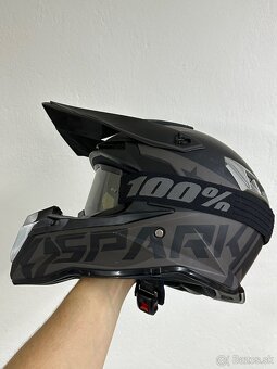 Motocrossová helma SPARK - 4