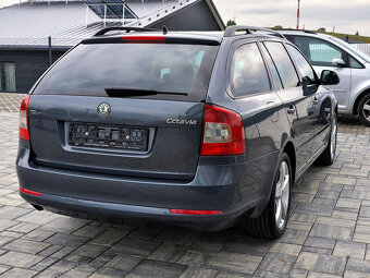 Škoda Octavia Combi TDI DSG 2012 Elegance - 4