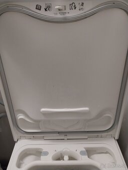 Predám práčku Electrolux - 4