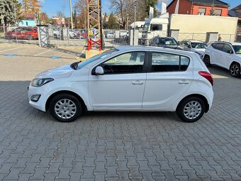 Hyundai i20 1.2i 63kW KLIMA ČR PLATNÁ STK - 4