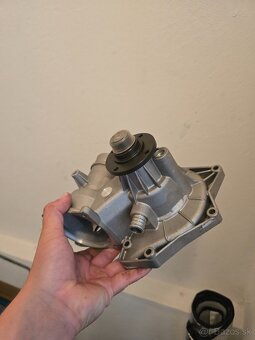 Motor bmw V8 M60B40 po GO - 4