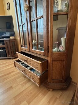 rustikálna vitrína - 4