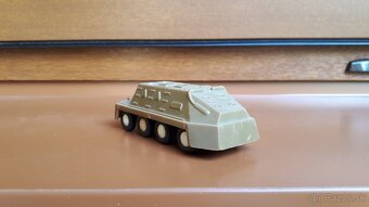 Stara hracka - Stare auto : OBRNENEC od IGRA - 4